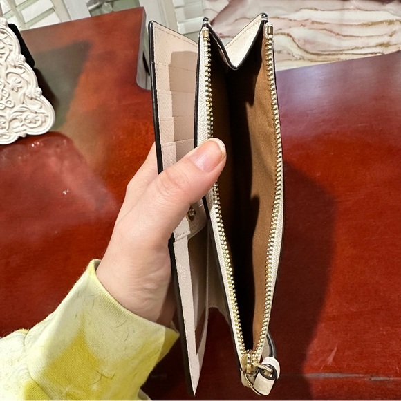 Coach Double Zip Wallet in Colorblock - cream - Picture 10 of 12